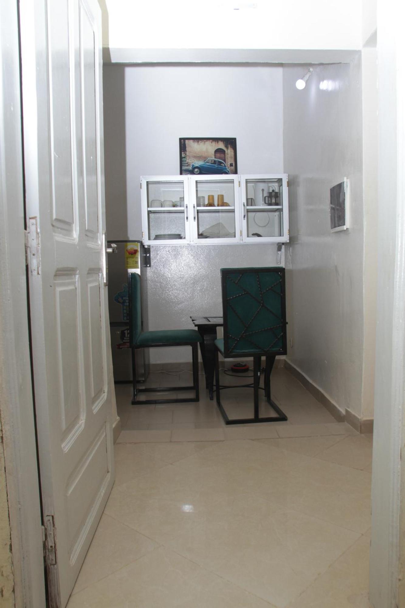 "La Coquille", Joli Loft, Moderne, Propre, Sur Et Calme Au Coeur De Saly Apartment Bagian luar foto